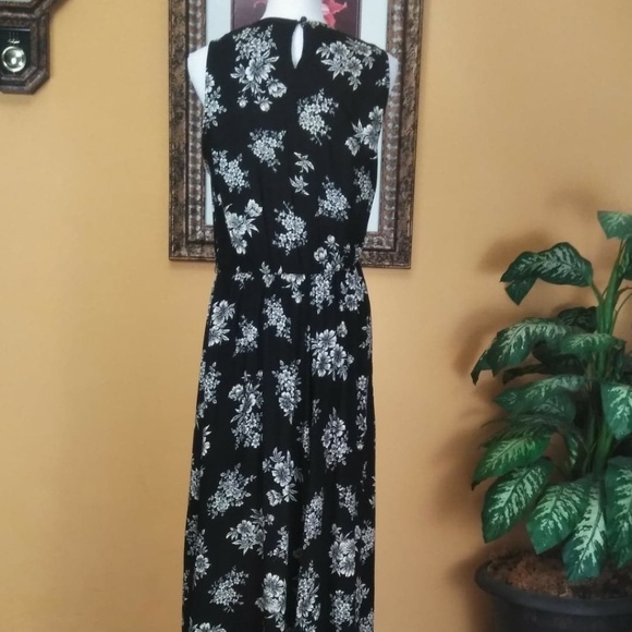 Jamie Brooke Button Front Sleeveless Floral Dress - Picture 2 of 8